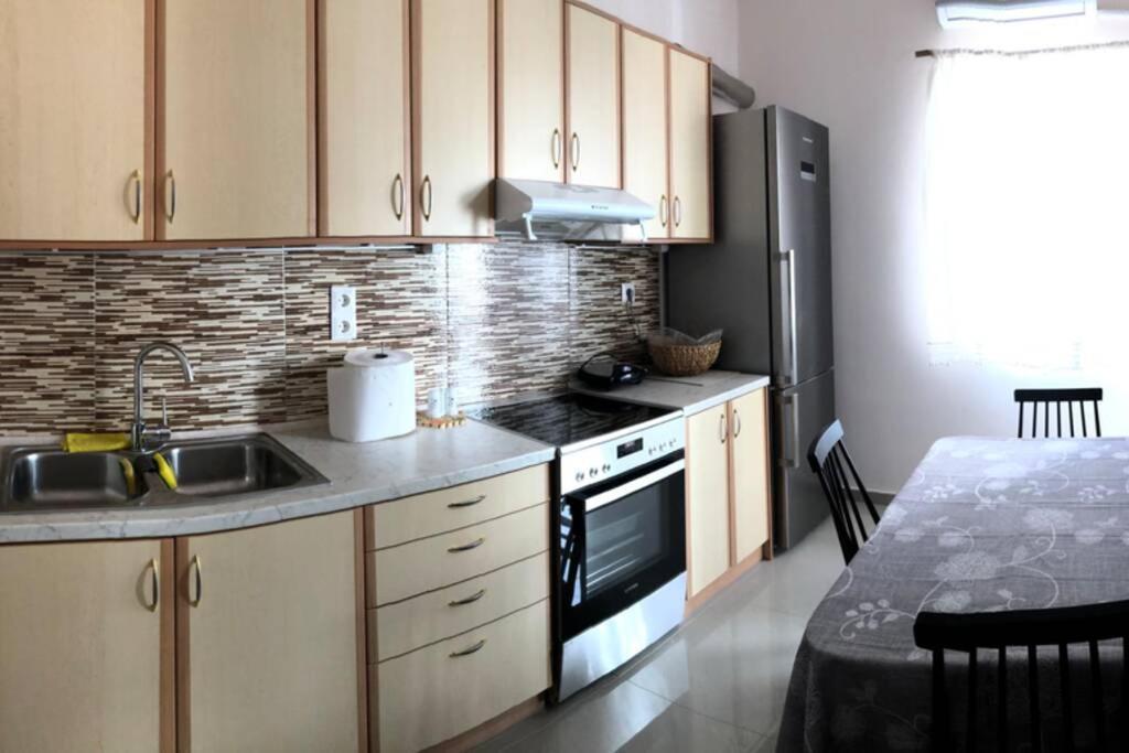 Loutraki Vibes Apartments Buitenkant foto